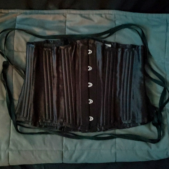 Camellias corset L - Picture 1 of 3